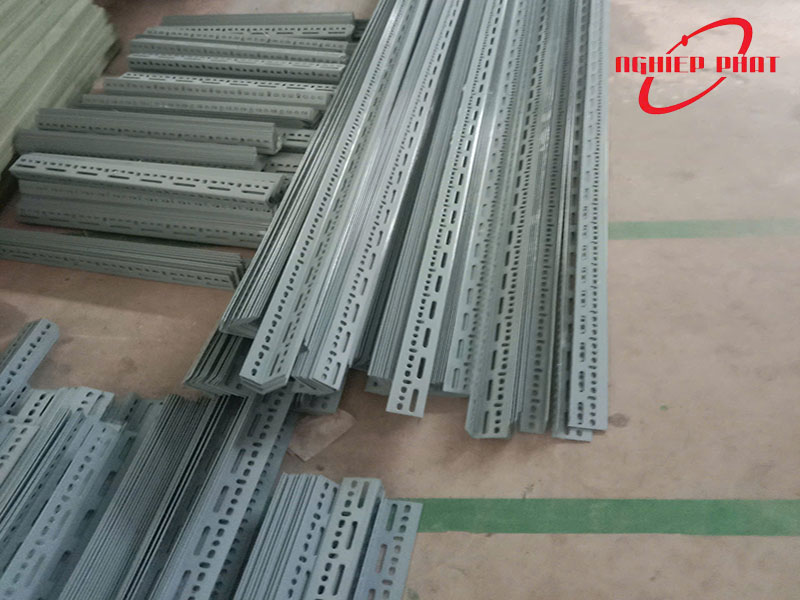 <h1> Kệ sắt V lỗ phường Vĩnh Hội TPHCM – Giá tốt, giao hàng nhanh</h1><br /> 