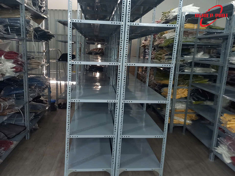 Kệ sắt V lỗ phường Phú Thạnh TPHCM, giá ưu đãi, giao hàng nhanh 