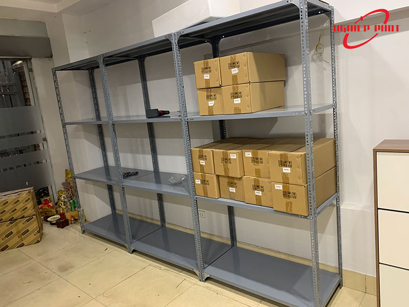  Kệ sắt V lỗ phường An Đông TPHCM giá rẻ, chất lượng cao 